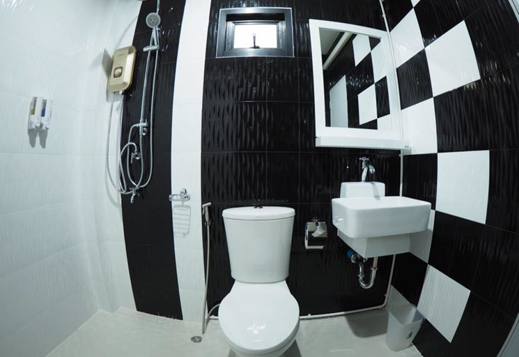 Bathroom 4, Bai Bai Home, Takua Pa
