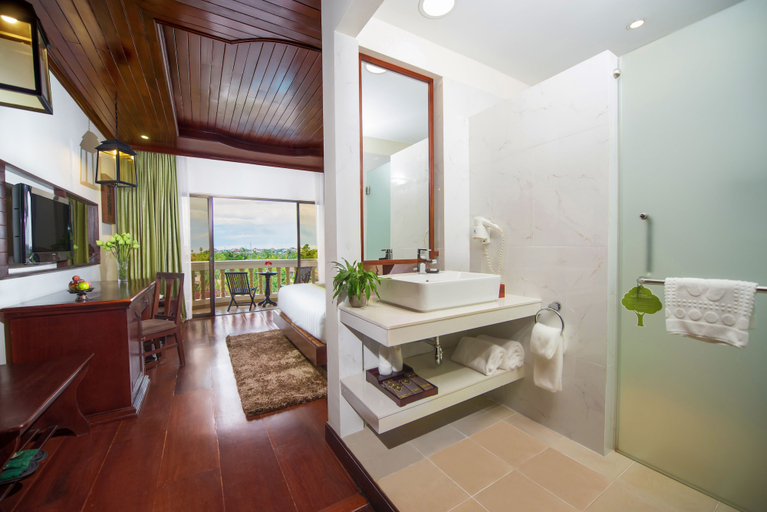 Bathroom 5, Borei Angkor Resort & Spa, Siem Reap