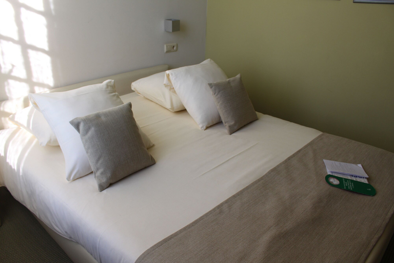 Bedroom 5, Hotel Amaryllis Veurne, West-Vlaanderen