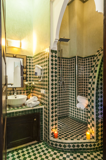 Bathroom 4, Riad Tamarrakecht, Marrakech