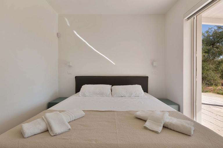 Bedroom 3, Villa Zena, Brindisi