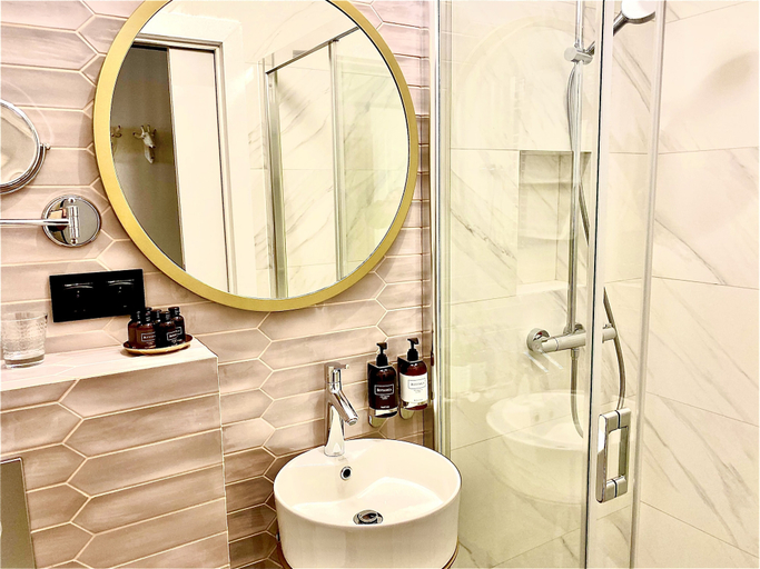 Bathroom 4, SleepWell Boutique Apartments, Warsaw