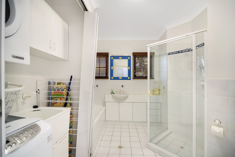 Bathroom, Notre Reve - 2/4 Brolga Place, Noosa - Sunshine-Peregian