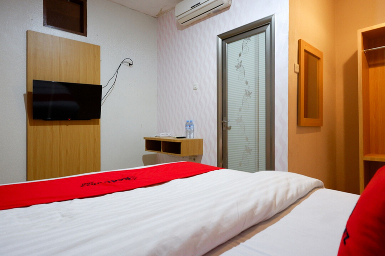 Bedroom 12