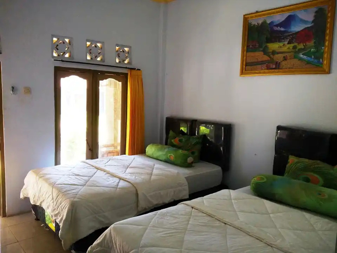 Bedroom 3, Dewi Cozy Hotel Kuta Mandalika, Lombok