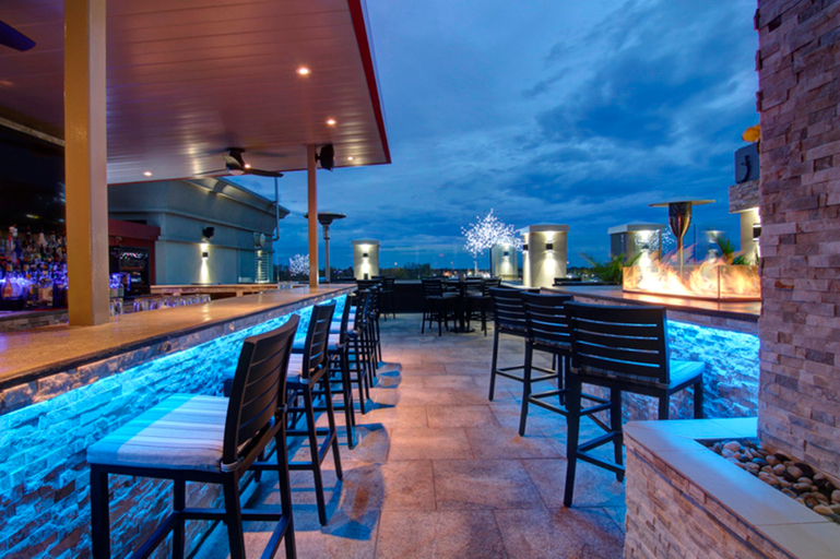 Food & Drinks 5, Holiday Inn & Suites ST. CATHARINES CONF CTR by IHG, Niagara