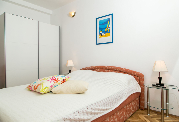 Bedroom 3, Apartments Mare, Dubrovnik