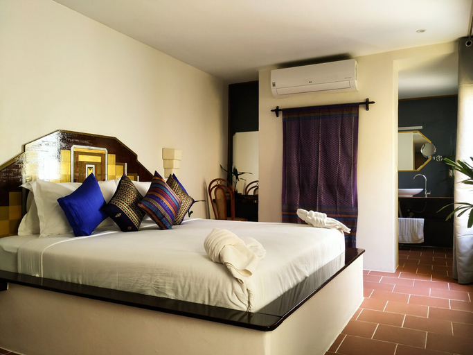 Bedroom 3, Hotel Old Cinema, Kampot