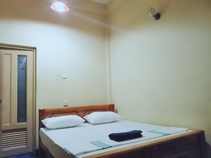 Bedroom 2, Viveka Inn Guest, Thissamaharama