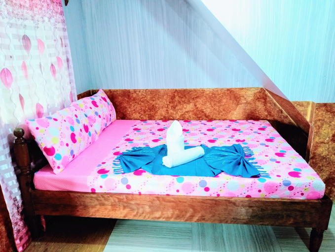 Bedroom 3, Blue Lagoon Inn and Restaurant, Pagudpud