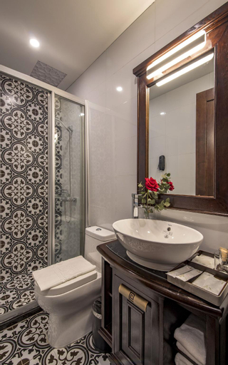 Bathroom 6