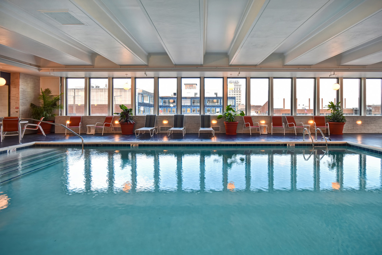 Sport & Beauty 3, Holiday Inn LANCASTER by IHG, Lancaster