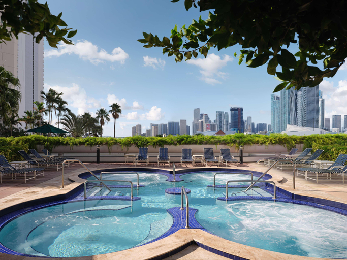 Sport & Beauty 2, The Grand Biscayne Bay, Miami-Dade