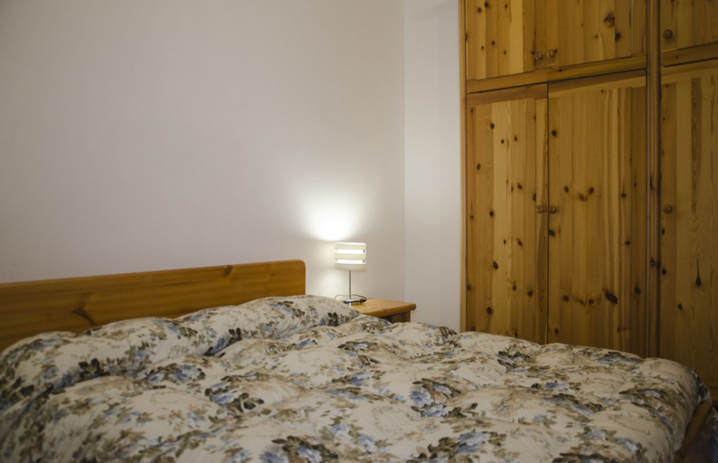 Bedroom 3, Casa Sparaglione, Sassari