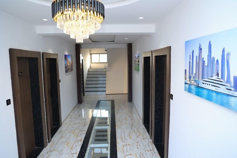 Others 4, Hotel Fortune, Surat