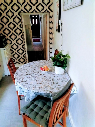 Others 4, Wexford Townhouse