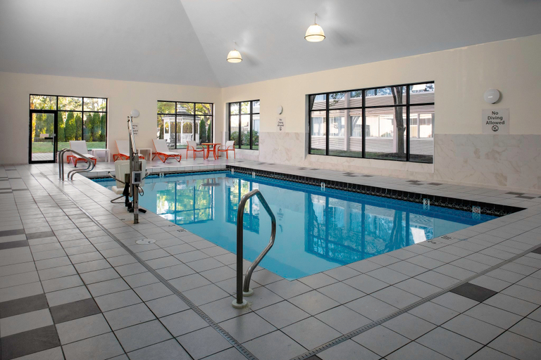 Sport & Beauty 2, Holiday Inn & Suites BOSTON-PEABODY by IHG, Essex