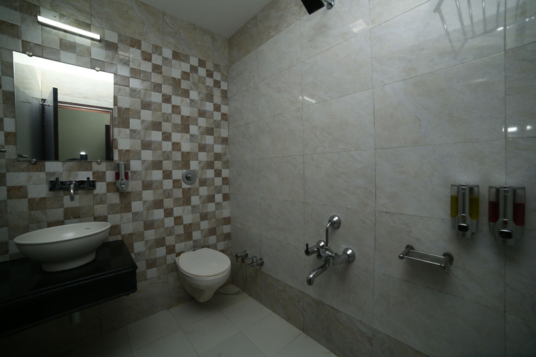 Bathroom 4, Hotel Shiv Villa by SAH, Sirohi