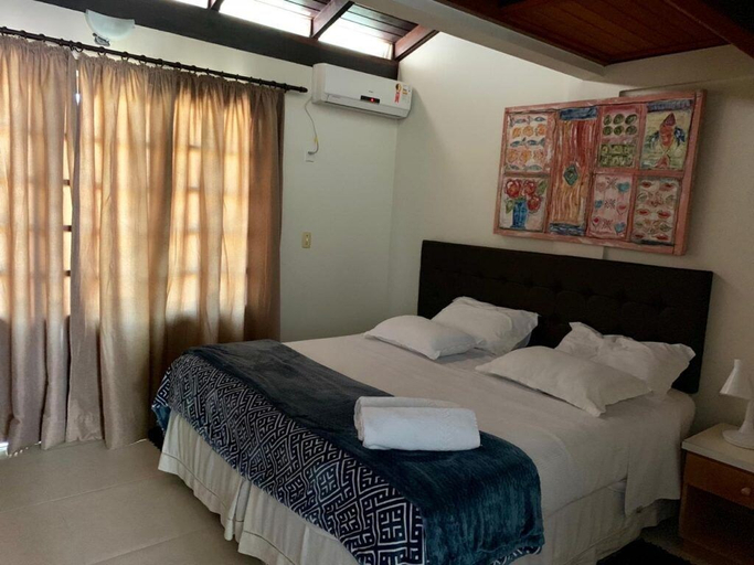 Bedroom 2, Pousada Solar dos Girassóis, Bombinhas