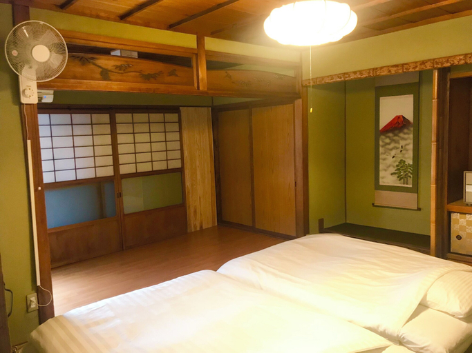 Bedroom 2, Guest House NOW TRAVEL ShinOsaka, Osaka
