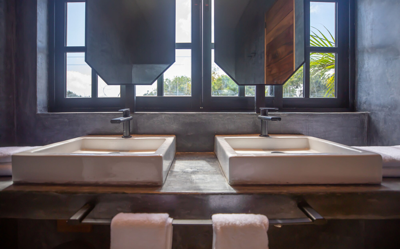 Bathroom 4, Turquoise Tulum Hotel, Cozumel
