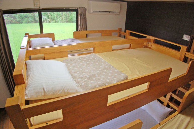 Bedroom 3, Guest House MAKOTOGE - Hostel, Aso
