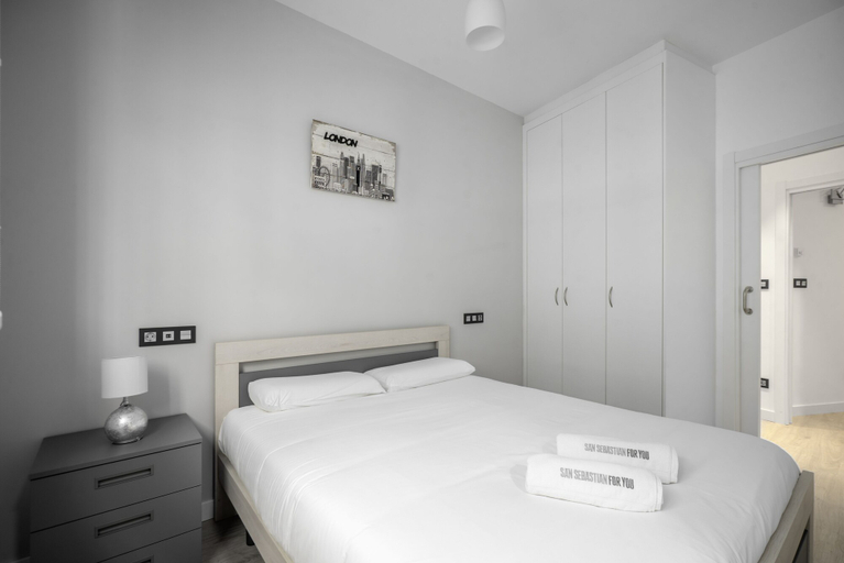 Bedroom 3, SanSebastianForYou Miracruz Apartment, Guipúzcoa