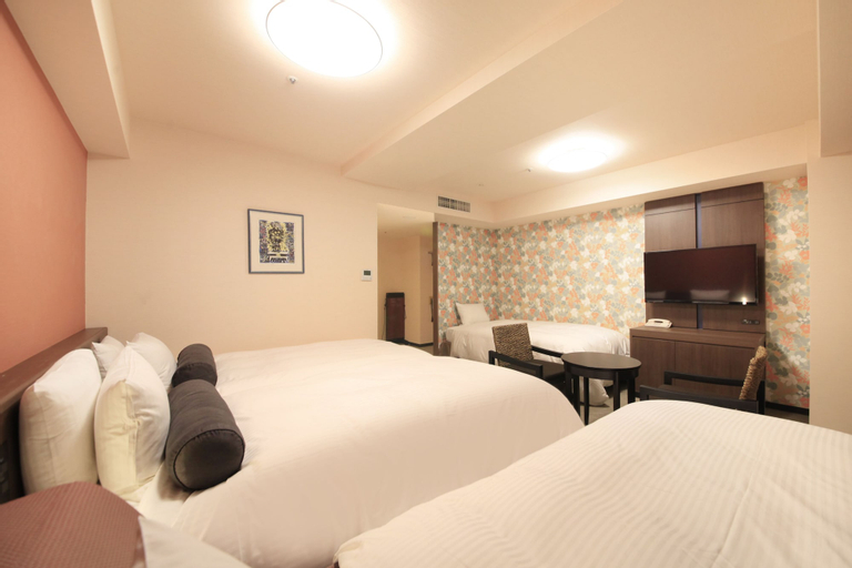 Bedroom 24
