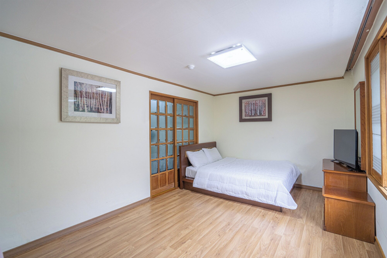 Bedroom 3, Wolsan atman, Donghae