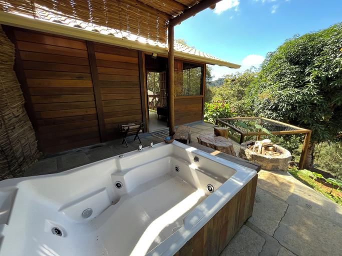 Bathroom 3, Sitio Balango, Domingos Martins
