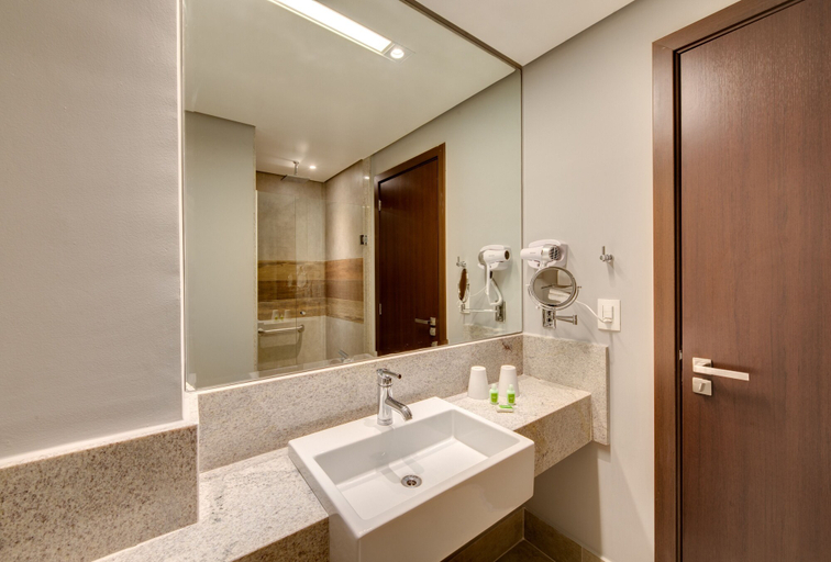Bathroom 5, Linx Confins by Wish, Lagoa Santa