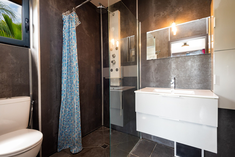 Bathroom 4, Le Village de la Pointe, Le Vauclin