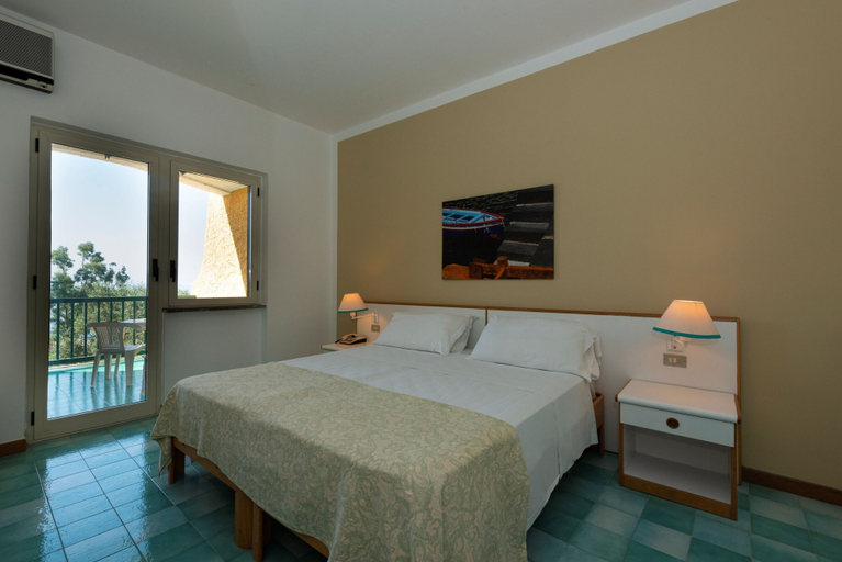 Bedroom 3, Torre Normanna Hotel, Palermo