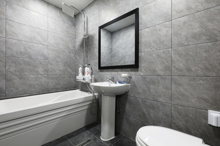 Bathroom 3, Hotel K, Songpa