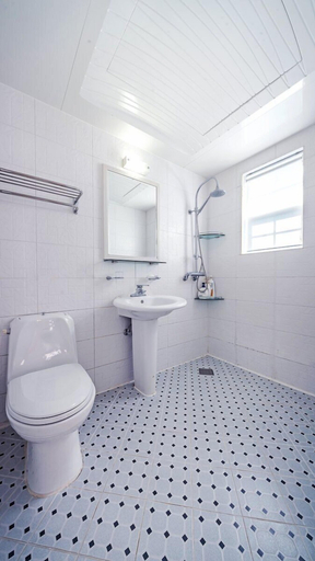 Bathroom 4, Star Sonata Pension, Chuncheon