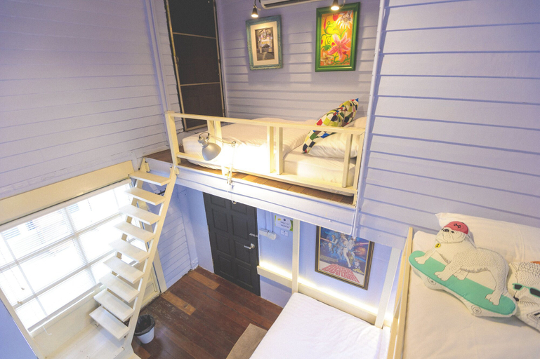 Bathroom 5, Bharani Hostel, Wattana