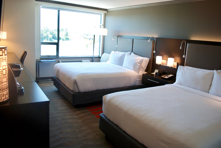 Bedroom 2, Holiday Inn VANCOUVER AIRPORT- RICHMOND by IHG, Greater Vancouver