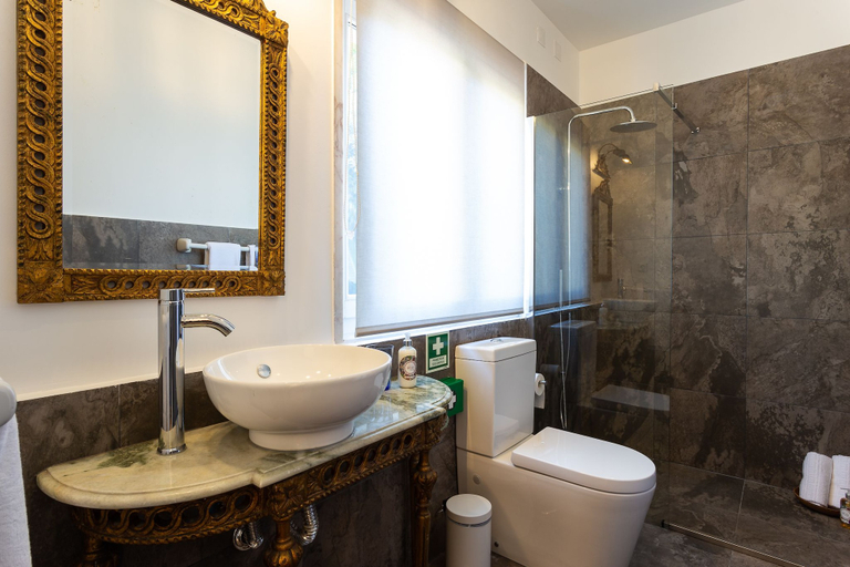 Bathroom 5, Geronimo Guest House Belém, Lisbon