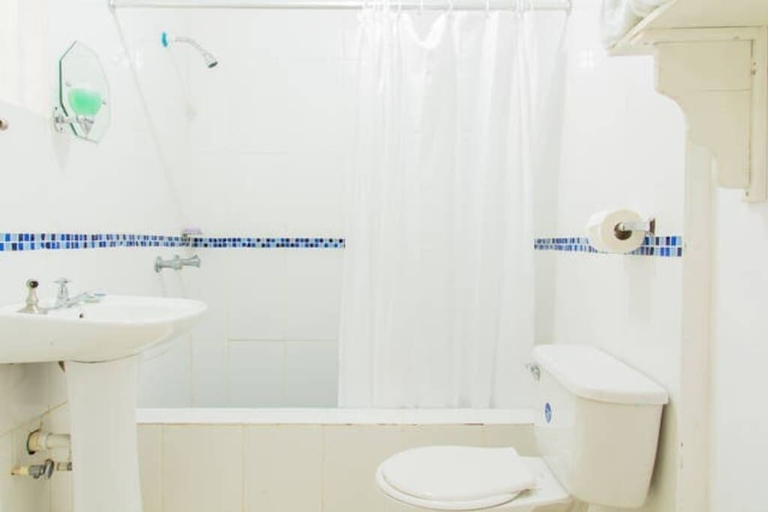 Bathroom 4, The Grand Sinopia Inn Portland