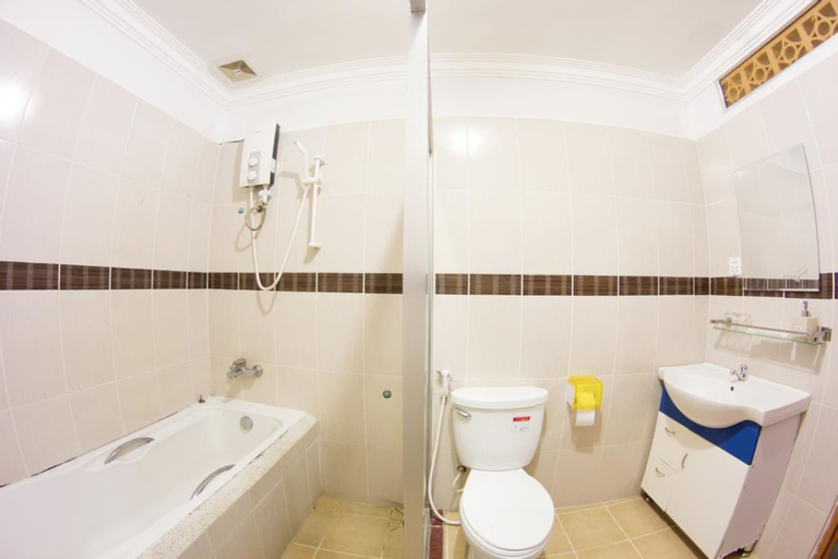 Bathroom 3