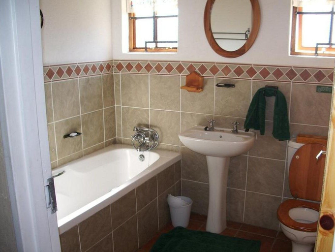 Bathroom, Bye Gums Cottage, Uthukela