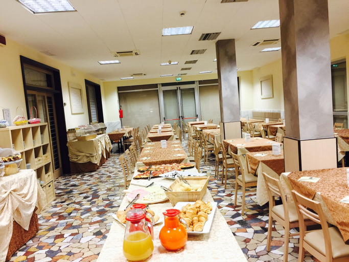 Food & Drinks 5, Hotel Sombrero, Rimini