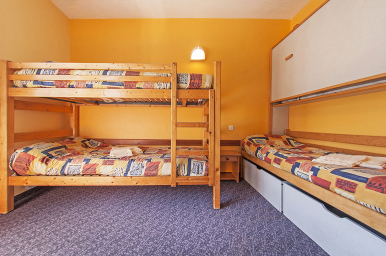 Bedroom 4, Lou Riouclar, Alpes-de-Haute-Provence