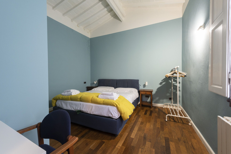 Bedroom 3, Toscanella 3 Bedrooms by Mmega, Florence