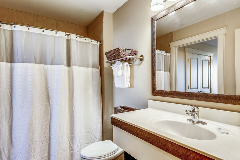 Bathroom 4, Origin at Seahaven by Book That Condo, Bay