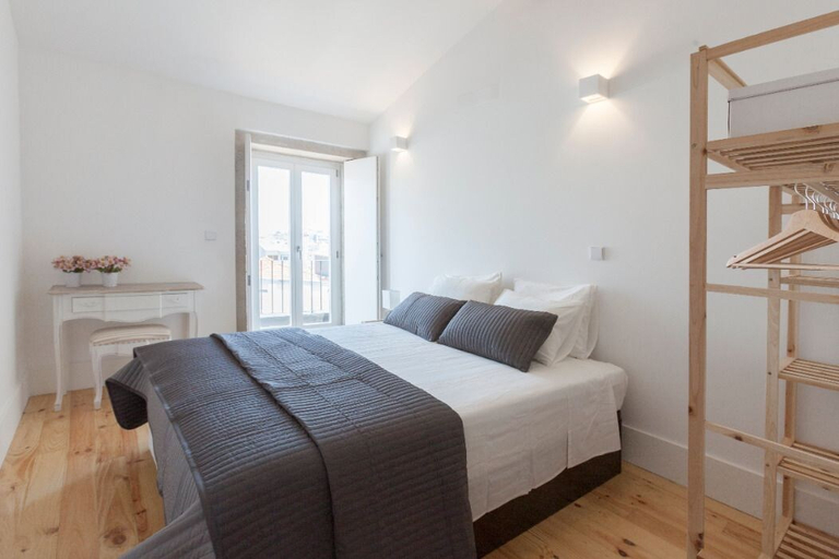 Bedroom 2, City View - Wonderful Apartment, Porto