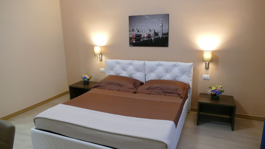 Bedroom 5, Cairoli Exclusive Rooms & Suite, Brindisi
