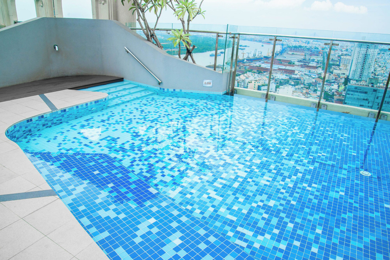 Sport & Beauty 2, REM Rivergate Garden Pool Signature Apartments, District 4