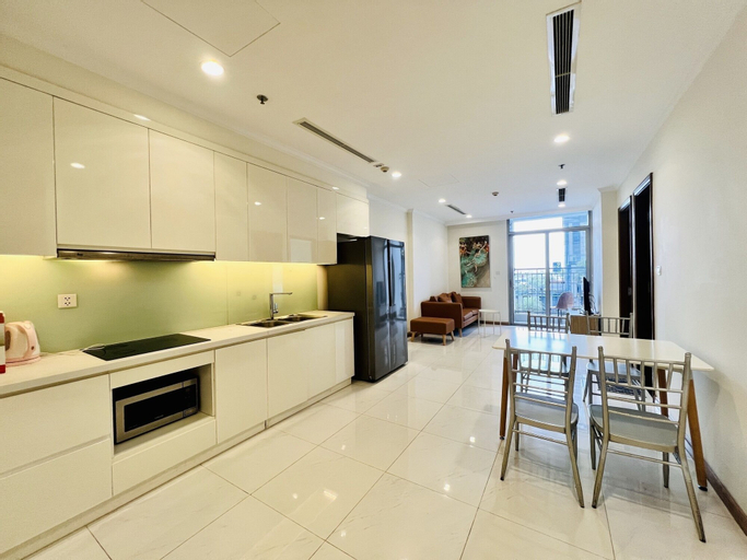Dining Room 18
