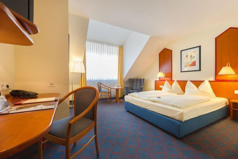 Bedroom 3, Montana Hotel Kassel-Süd, Schwalm-Eder-Kreis